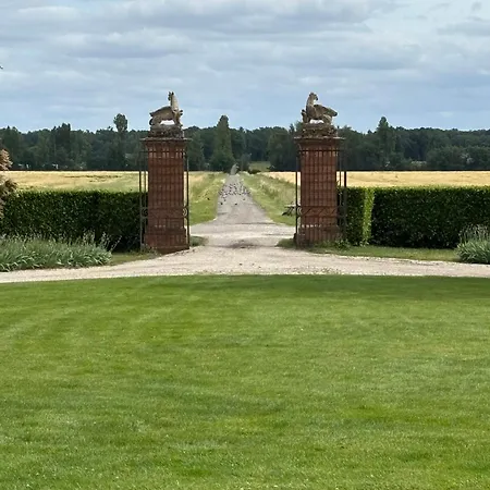 D'hote Double 2 Au Chateau Lavalade Bed and Breakfast